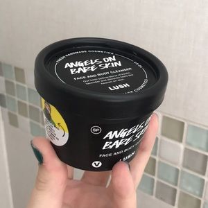 Angels on bare skin face and body cleanser